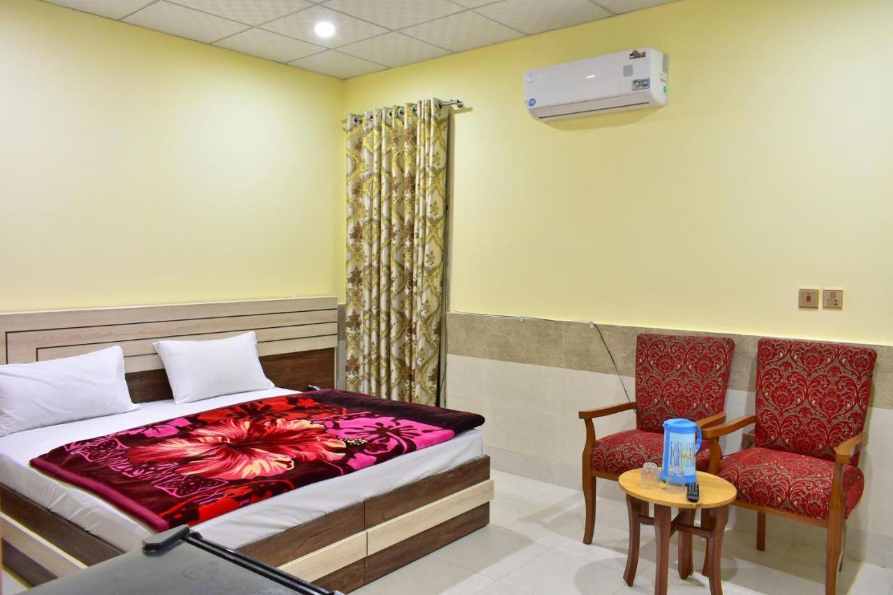 Swat Guest House Mingora Екстер'єр фото